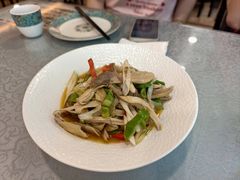 -汗腾格里·风味餐厅(新疆驻京办店)