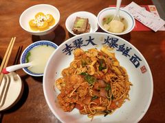 -李犟大爆鳝面·手工蟹黄包(湖滨西湖店)