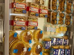 零售区-乐兹薇尔(海宁爱琴海购物公园店)