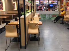 大堂-华莱士·全鸡汉堡(吉祥街店)