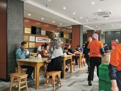 大堂-吾穆勒蓬灰牛肉面·清真(北滨河中路店)