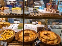 -昆明冠生园·蛋糕·面包(南强街店)