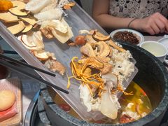 -野·大山里野生菌石锅土鸡(益田假日店)