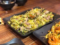 老家酸菜炒牛肉-花二家·生活馆(六运小区店)