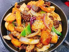 -撒拉人家.酸菜牦牛肉火锅