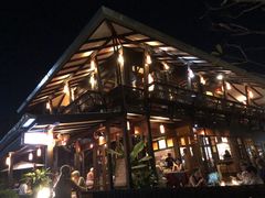 -Dash Teak House