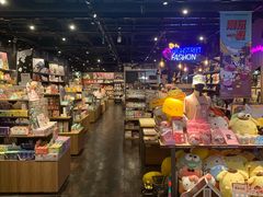 -酷乐潮玩(五道口购物中心店)