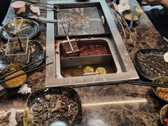 -牛里牛气· 榴莲海鲜鲜牛肉自助火锅·烤肉(横岗店)
