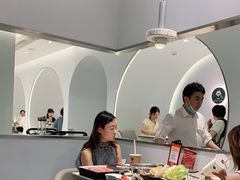 -呷哺呷哺