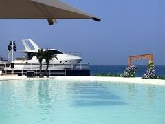 -北戴河碧螺塔海上酒吧公园