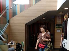 -麦当劳(乳山路店)