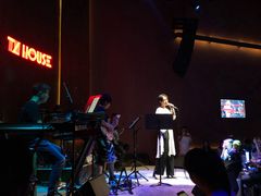 -TZ House音乐现场(来福士中心店)