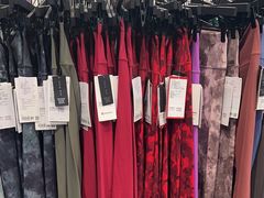 -lululemon(比斯特购物村店)