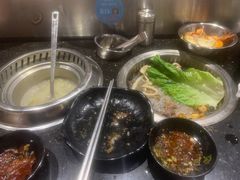 -钱小主·自助回旋烤肉火锅餐厅(东方新天地店)