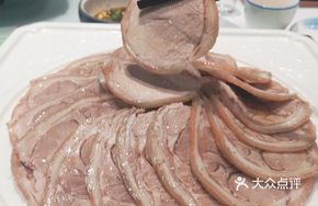 White-Cut Pork Trotter from Zhuang Ethnic Region