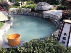 -杭州第一世界大酒店·云曼温泉