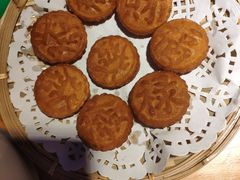 -小小河边鱼(天润城店)