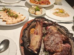 -LESCEDARS Brasserie Bistro香柏树