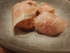 香炸手工火腿丸子-Laures·月桂西班牙碳烤餐厅(十尚坊店)