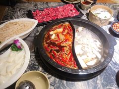 菌汤鸳鸯锅-渝味晓宇火锅(合川路店)