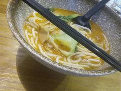 -蒙自源小锅米线(金佰利店)