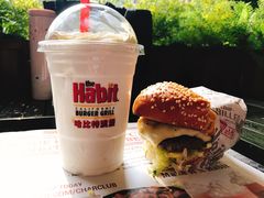 -The Habit Burger Grill 哈比特汉堡(爱琴海店)