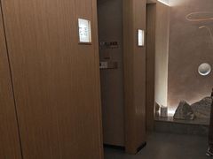 -耳湾躺式采耳SPA馆(保利五月花店)
