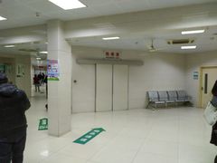 -上海中医药大学附属市中医医院-停车场