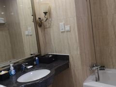 -山东大学学府大酒店(千佛山地铁站店)