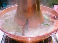 秘制酸菜锅-和院老火锅铜锅烧烤海鲜(朱雀大街店)