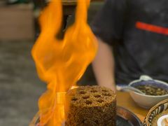 茅台酱油火焰饭-包整·丝娃娃(一览甲秀楼风景店)