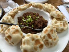 鲅鱼酱配石头饼-聚缘堂·海鲜私房菜(松岭路店)