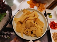 -洪氏嗨捞·猪肚鸡火锅(阳光天地店)
