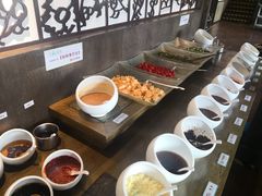 自助调料区-滇釜火锅·能喝汤的火锅(车公庄店)