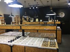 -罗伯特眼镜·蔡司官方授权(罗湖国贸店)
