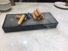 脆筒龙虾卷-后海16号·北京私房菜
