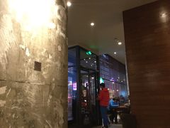 -星巴克臻选(呼和浩特维多利摩尔城店)