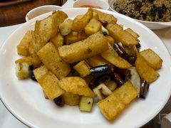 -菌海森林·非遗野生菌火锅(西山区滇池路摩根道店)