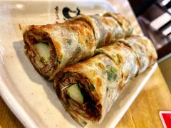 葱饼卷牛肉-台北楚楚园馅饼粥(虹桥南丰城店)