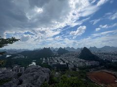 -叠彩山景区