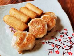炸牛奶拼墨鱼饼-大门水乡·顺德菜