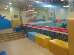 -蓝旗亲子游泳(范湖万达广场店)
