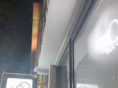 -喜茶(上海淮海中路渔阳里店)