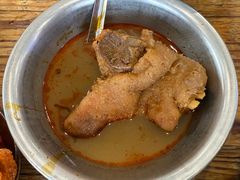 香辣脆皮猪脚-西环肥仔螺蛳粉(总店)