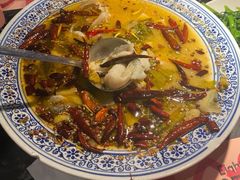 -桂二老坛酸菜鱼(三街两巷店)