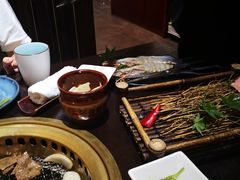 -山川小町·极番烧肉(新地假日广场店)
