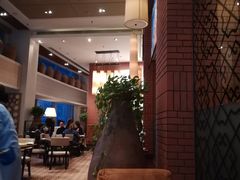 -香格里拉鱼跃地中海西餐厅·牛排披萨