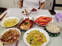 -天鹅到家·保姆月嫂育儿嫂(蔚蓝海岸店)