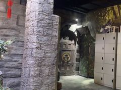 -暴风岛沉浸式体验馆(百联世纪店)