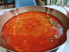 毛辣果非遗红酸汤-毛辣果·贵州红酸汤牛肉火锅(西单店)